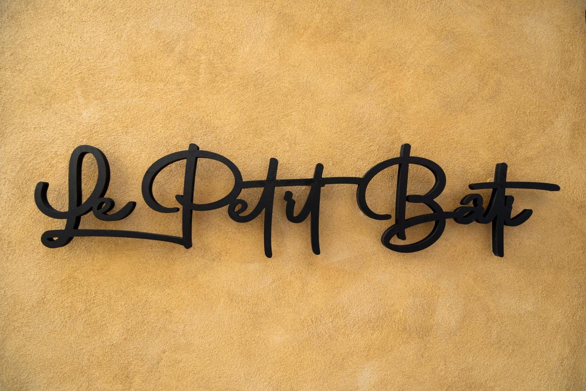 Luxury - Le Petit Bati *