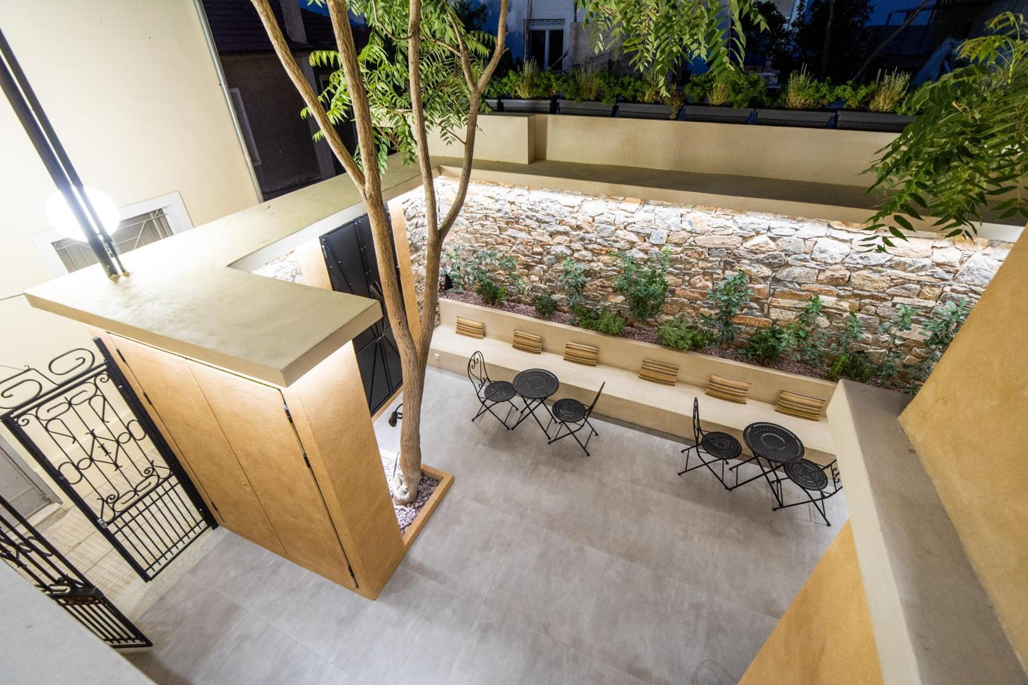 Luxury - Le Petit Bati Volos