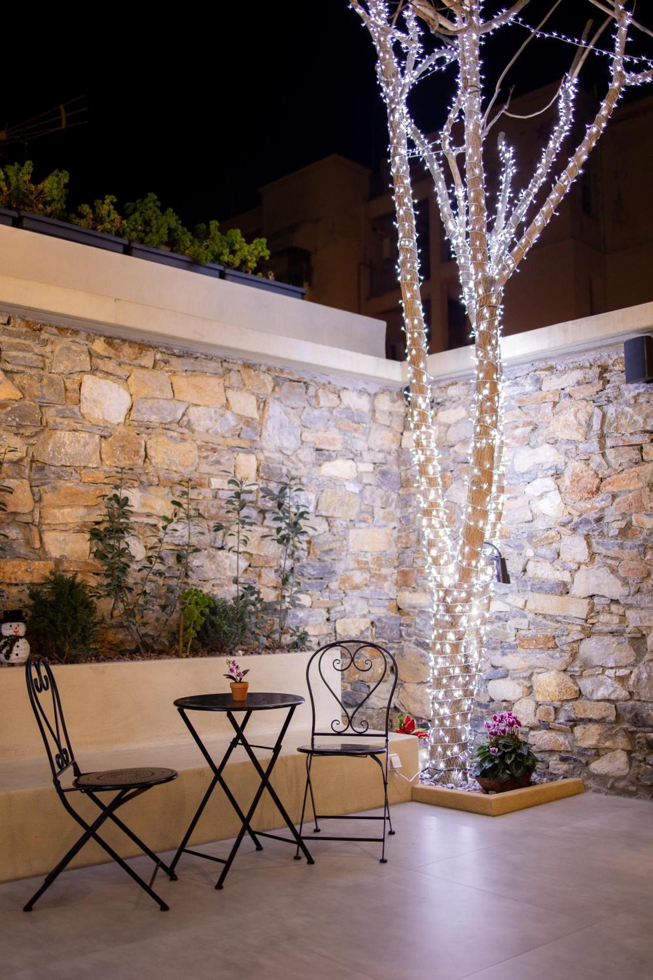 Luxury - Le Petit Bati Volos